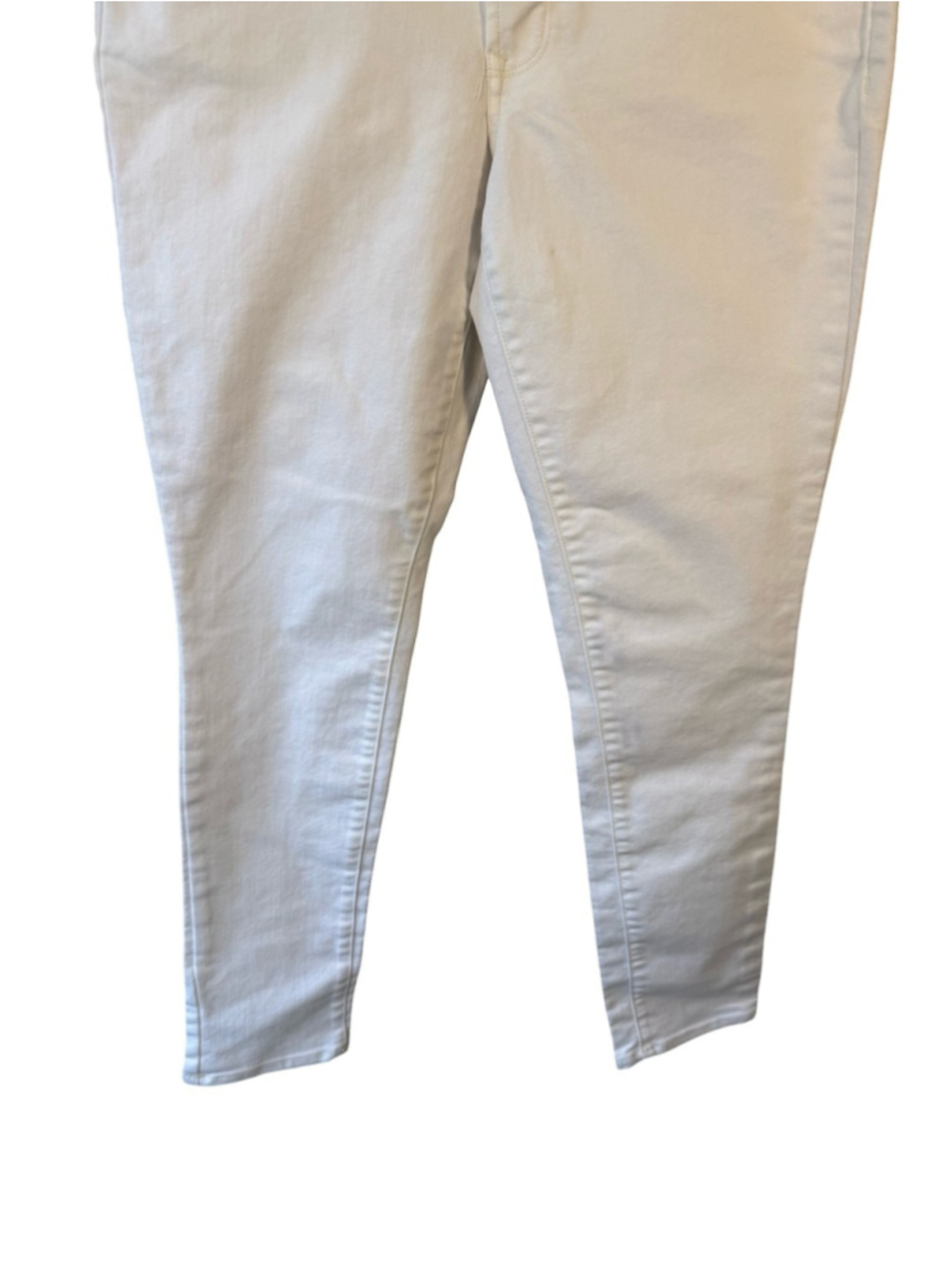 Old Navy White The Diva Skinny Jeans Stretch Denim Size 8 Vacation Coastal - Picture 12 of 14